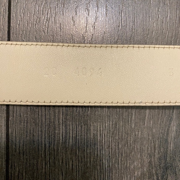 Prada Men's Off-White Saffiano Leather Belt Size 40/100 - Picture 4 of 11